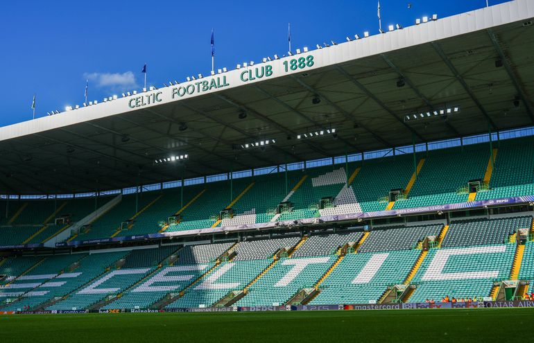 Celtic Park em Glasgow: 60800 espectadores