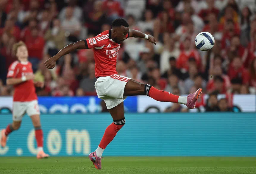 Benfica: Lukebakio titular! Mourinho treme, Alvalade ruge