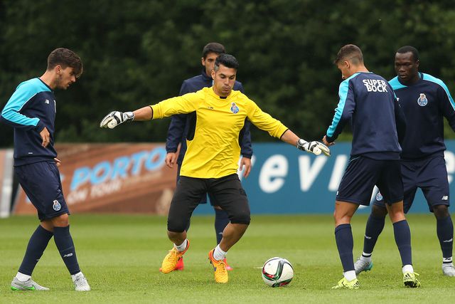 Andrés Fernández representou o FC Porto em 2014/2015