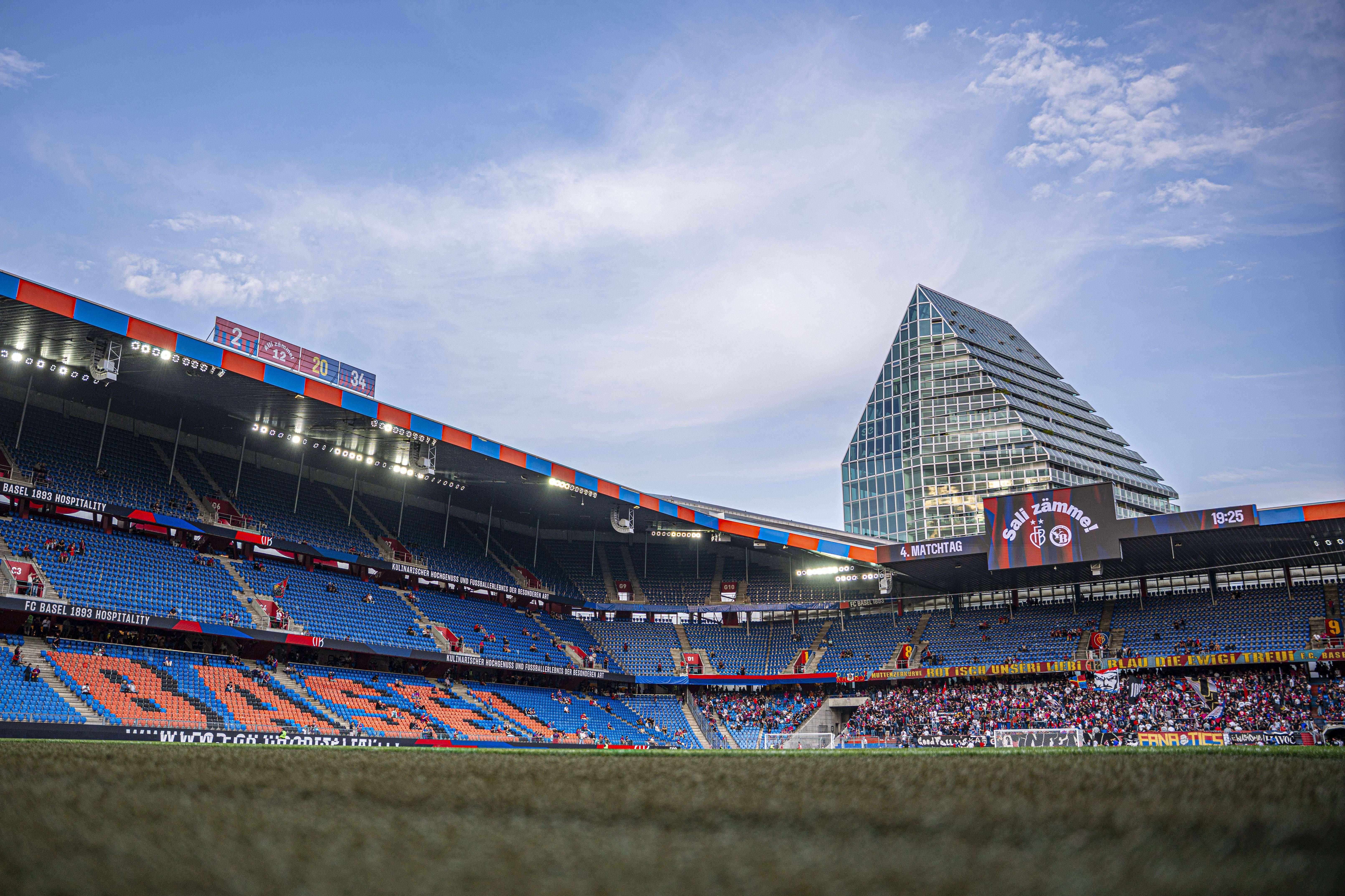 St. Jakob-Park, em Basileia: capacidade para 38500