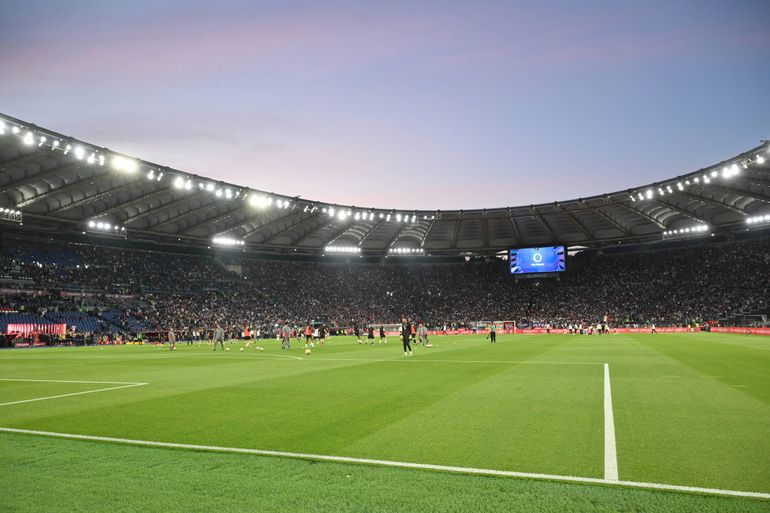 Estádio Olímpico de Roma: capacidade para 70600 pessoas