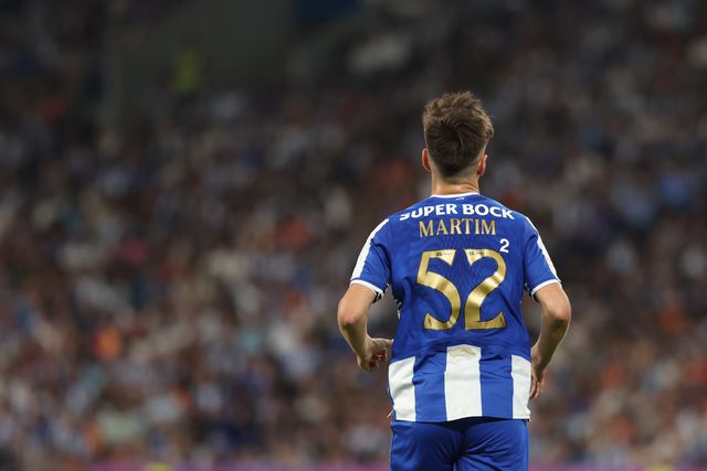 FC Porto: Farioli muda duas peças no onze inicial para Arouca