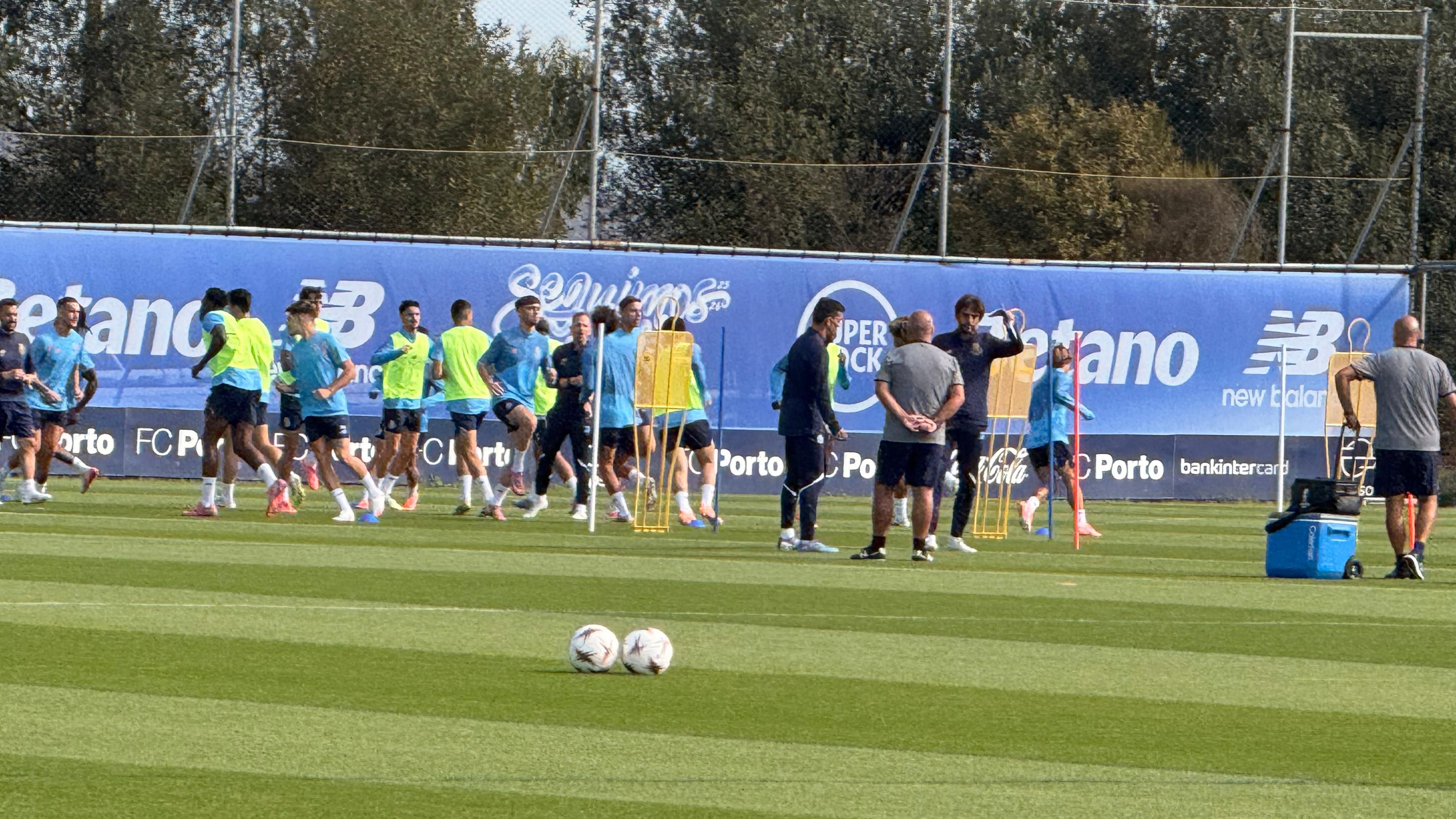 Treino do FC Porto esta manhã no Olival