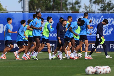 FC Porto: ambição renovada na Liga Europa pelo peso do estatuto de tubarão