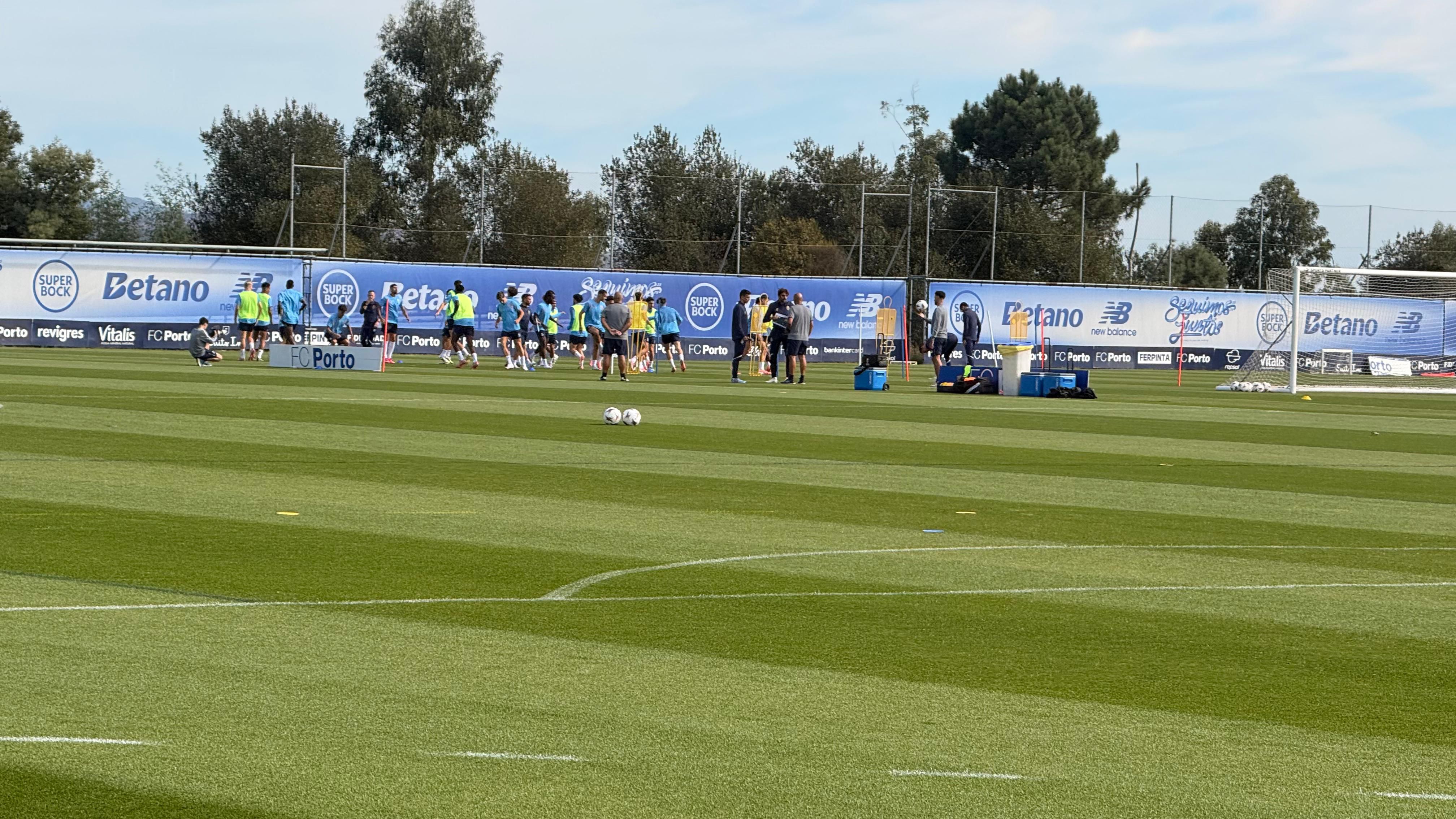 Treino do FC Porto esta manhã no Olival