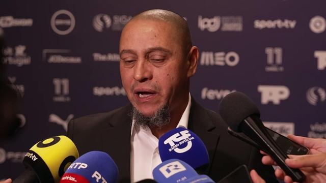 Roberto Carlos: «Cristiano Ronaldo vai jogar mais 10 anos»