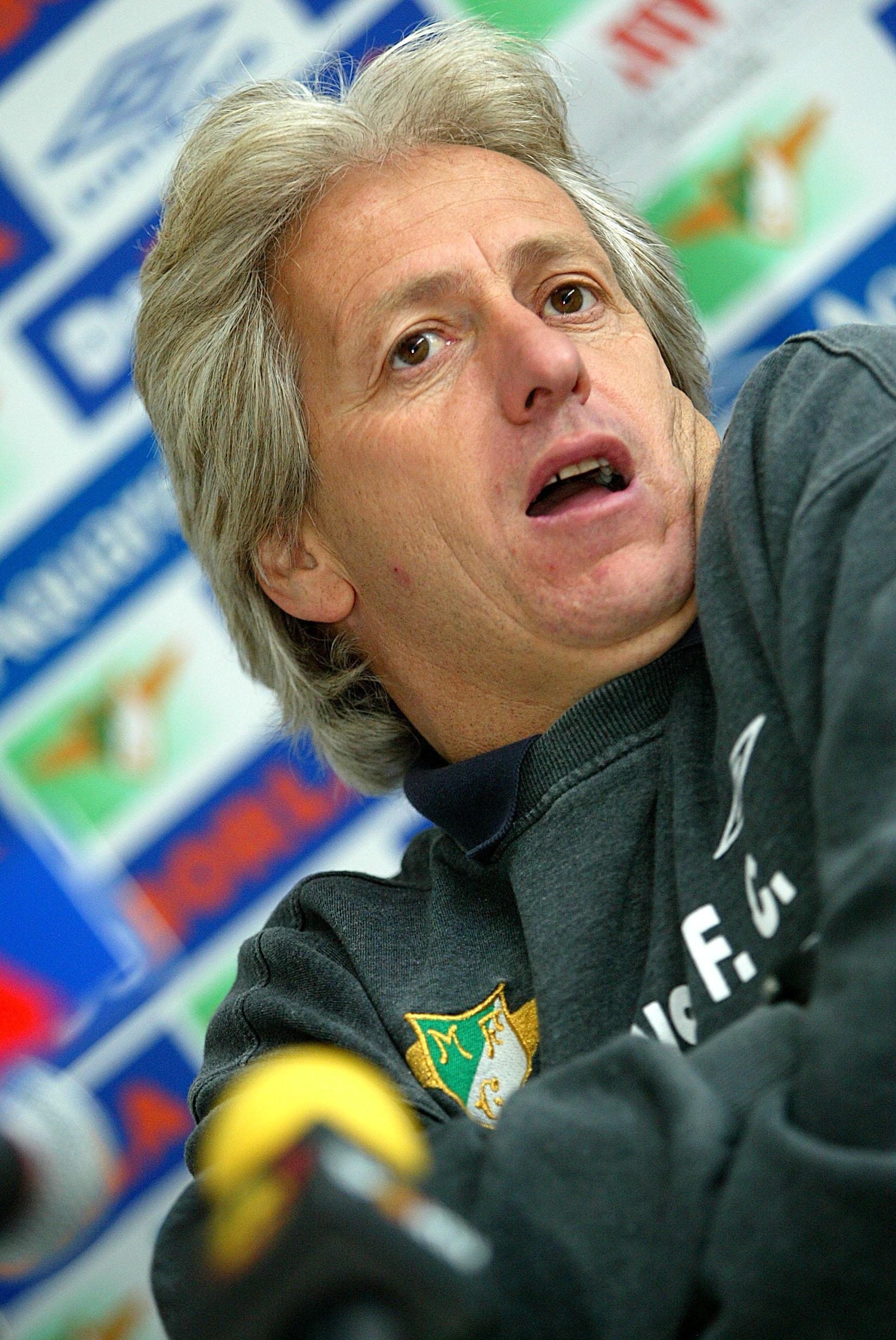 Desafio de Jorge Jesus no Moreirense começou numa derrota com o Penafiel, 0-1, na Liga, a 10 de abril de 2005 - Foto: A BOLA