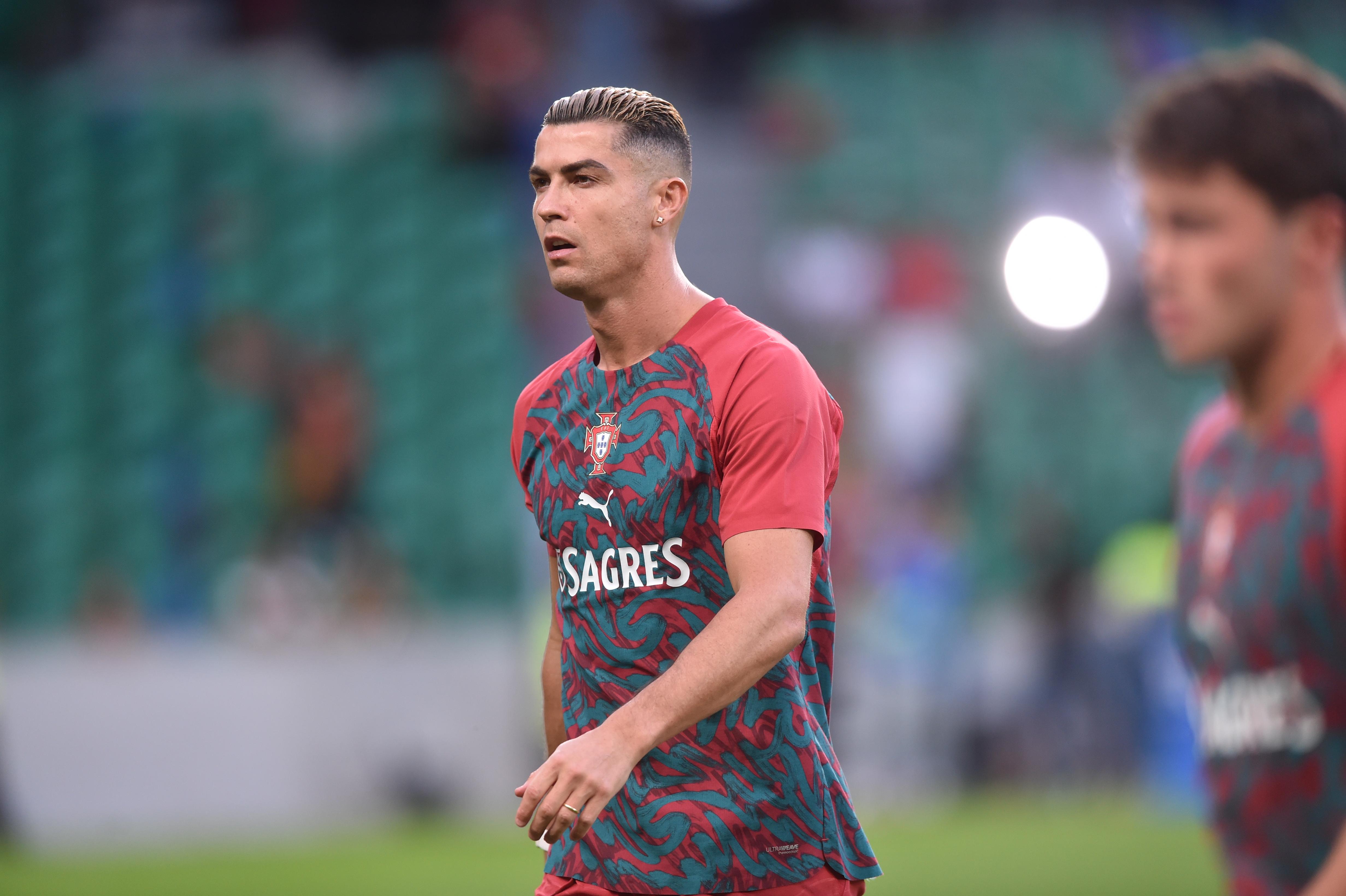 Cristiano Ronaldo no aquecimento do Portugal-País de Gales - Foto: Miguel Nunes
