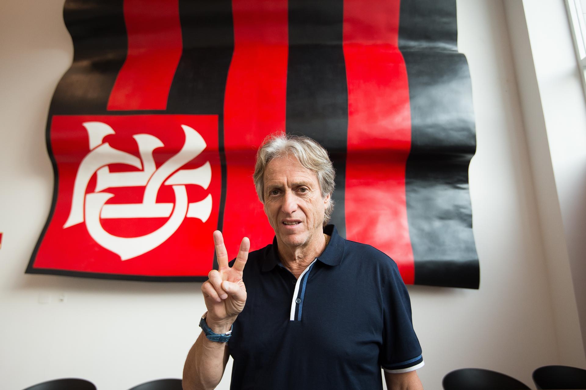 Empate com o Athletico Paranaense (1-1), na Taça do Brasil, a 11 de julho de 2019, marcou a estreia de Jorge Jesus no Flamengo - Foto: Flamengo