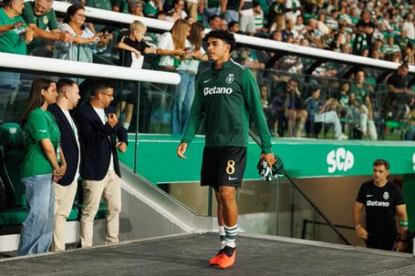 João Simões prepara-se para jogar no Sporting, seis meses depois