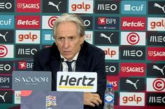 Jorge Jesus aborda condição física de Nuno Mendes