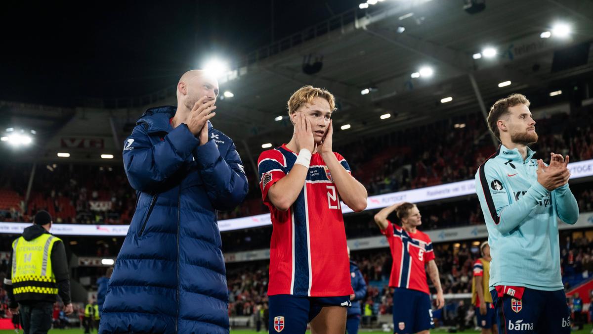 Aursnes ganha respaldo de Solbakken após titularidade na vitória sobre a Dinamarca