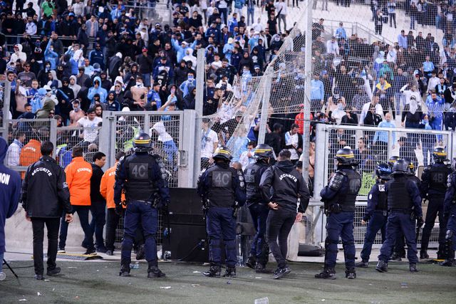 600 adeptos do Lyon com luz verde para o Vélodrome