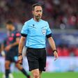 Duas equipas de arbitragem portuguesas em campo nas competições europeias