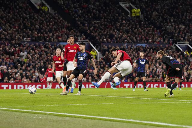 Improváveis heróis Maguire e Onana relançam Man. United