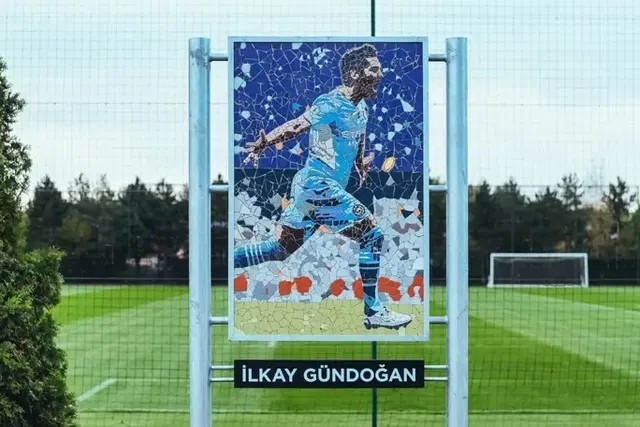 Manchester City eterniza Gundogan no centro de estágio