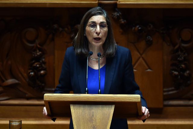 Ministra-adjunta garante que «não serão construídos novos estádios para o Mundial 2030»