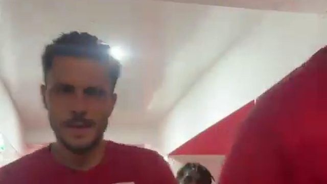 Quem será o Bola de Ouro? Aves entrega palpites