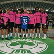 Chelsea homenageia George Baldock