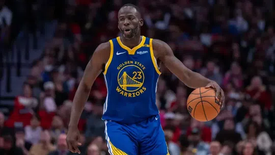 NBA: a época começou e as faltas técnicas de Draymond Green também...