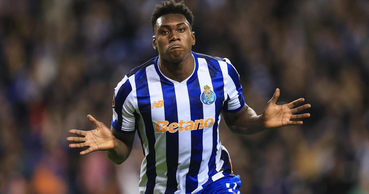 Samu bem blindado pelo FC Porto e com máximo retorno | A Bola