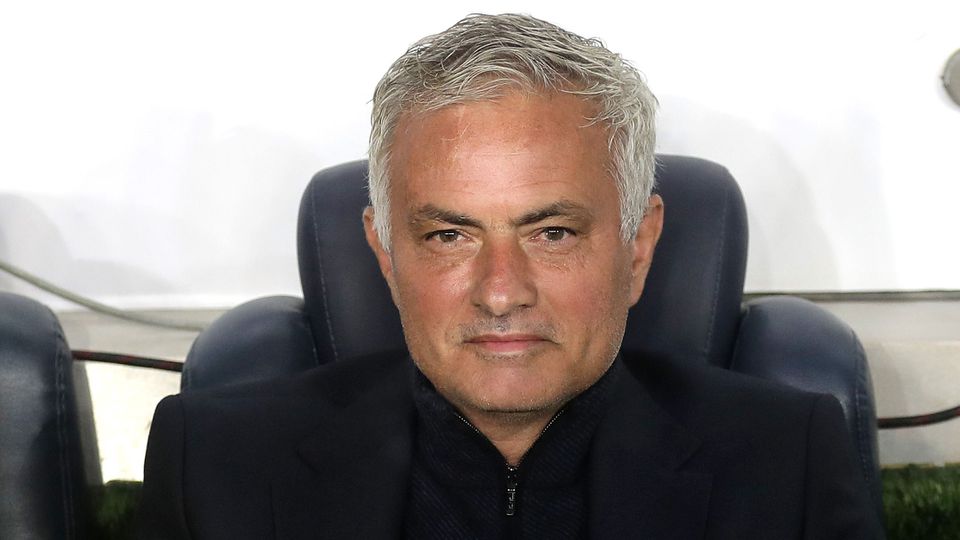 Vídeo: Onana faz milagre e a reação de Mourinho é impagável!