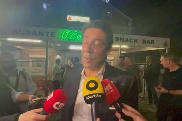 «Estamos preparados para mexer no plantel em janeiro», diz Rui Costa