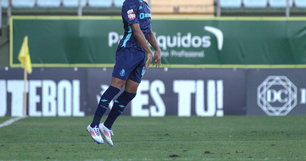 FCポルト：18歳のプロミスが右膝に重傷