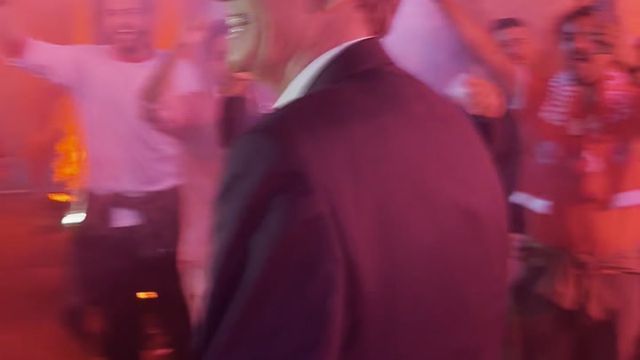 Loucura na chegada de Noronha Lopes ao encerramento de campanha