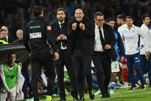 Allegri expulso no empate do Nápoles com a Roma