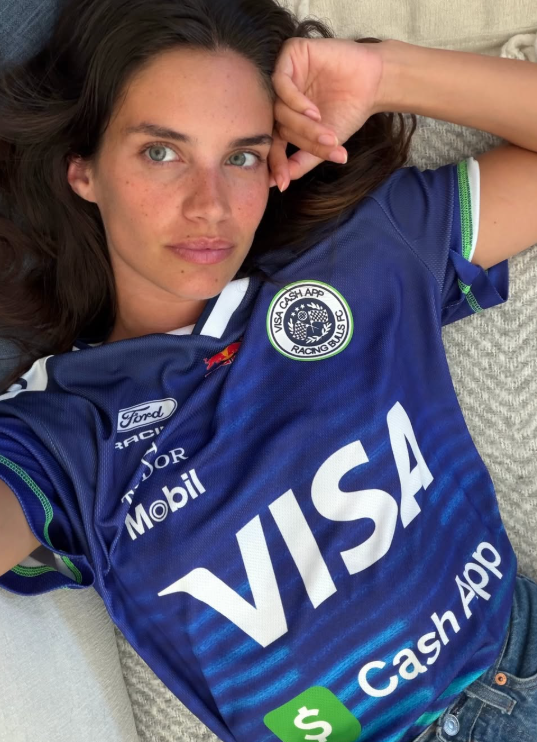 Sara Sampaio/Instagram