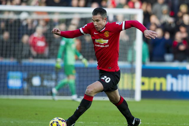 Ex-central recorda polémica com Van Persie: «Pedi-lhe desculpa e ele 'vai-te f...'» (vídeo)