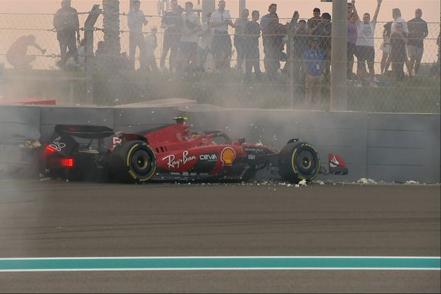 Sainz e Hulkenberg provocam duas bandeiras vermelhas em Abu Dhabi! (vídeo)