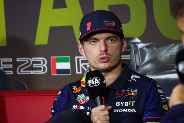 Verstappen: «Bater Hamilton num Red Bull? Não tenho nada a provar»