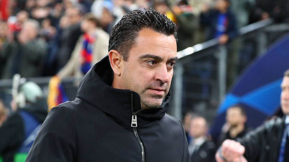 «Essa pergunta é tua...?»: a resposta que deixou Xavi debaixo de fogo