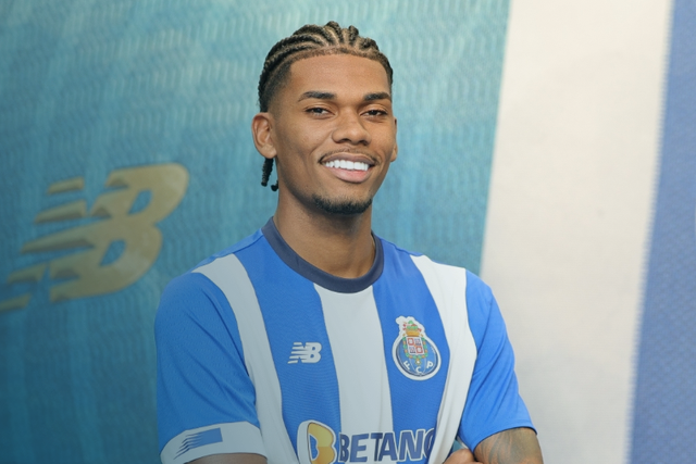 Vasco da Gama coloca FC Porto em tribunal por causa de central de 20 anos