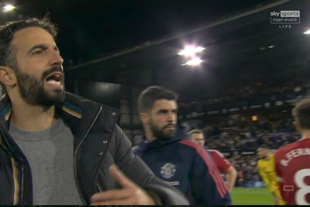 VÍDEO: Amorim obrigou jogadores a irem agradecer aos adeptos