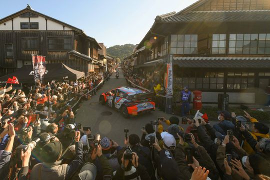 E à sexta foi de vez! Neuville é campeão mundial de ralis