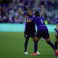 EUA: Marta festeja título inédito com o Orlando Pride e solta 'palavrão'