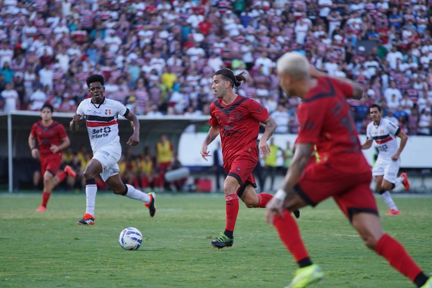 Sérgio Oliveira, médio do Sport Recife