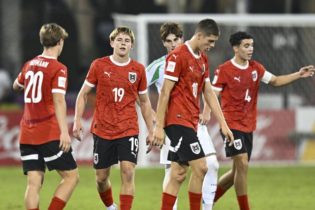 A Áustria venceu a Itália no Qatar por 2-0 e apurou-se para a final do Mundial sub-17
