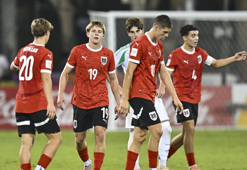 A Áustria venceu a Itália no Qatar por 2-0 e apurou-se para a final do Mundial sub-17