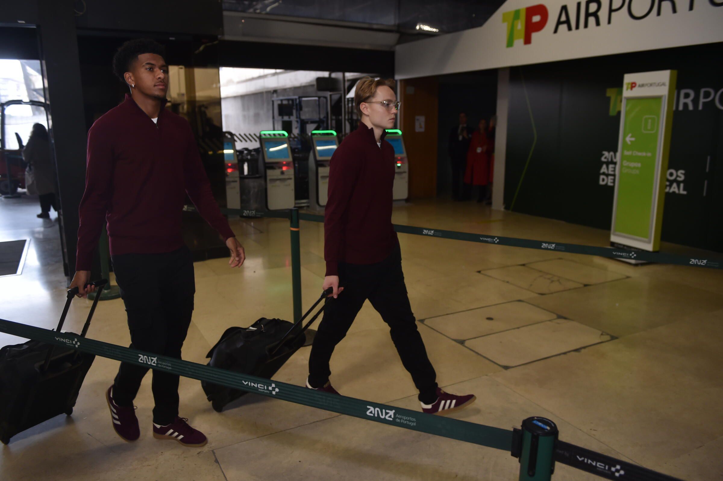 Partida do Benfica para Amesterdão - Foto: Miguel Nunes