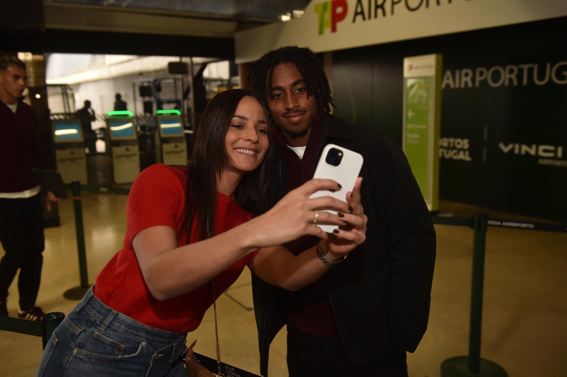 Leandro Barreiro na partida do Benfica para Amesterdão - Foto: Miguel Nunes