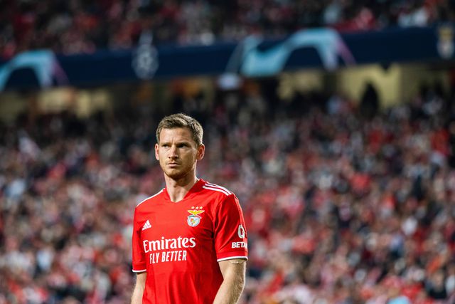 Jan Vertonghen com a camisola do Benfica - Foto: IMAGO