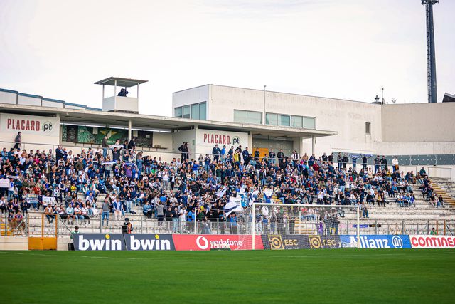 Aficionados do Vila Nova estão sempre ao lado da equipa - Foto: Famalicão
