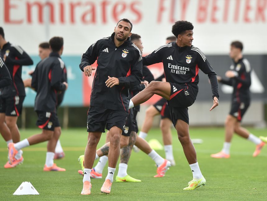 Pavlidis é uma das principais armas do Benfica para o duelo desta terça-feira, às 17h45, com o Ajax — Foto: Miguel Nunes