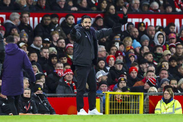Ruben Amorim, treinador do Manchester United, em Old Trafford frente ao Everton