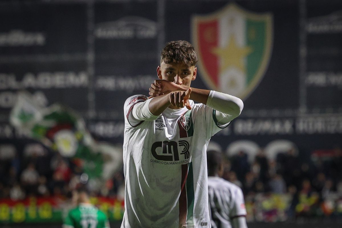 E. Amadora-Rio Ave, 1-0 Anjo Gabriel deu a boa nova e colocou Estrela na árvore de Natal (crónica)