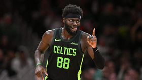 Neemias joga no 'play-off' pela quarta vez na vitória dos Celtics em Nova Iorque